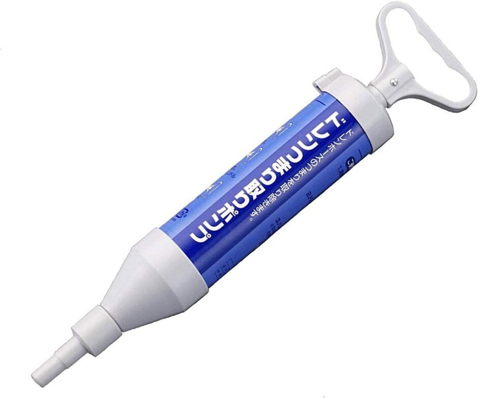 100均やホームセンターで買える？定番人気の「エアコン用ドレンホースクリーナー」・おすすめ6選｜使い方・掃除のやり方