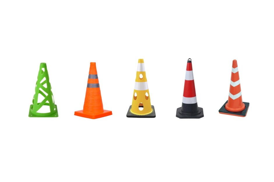 セリアなど100均で買える？人気の「カラーコーン」おすすめランキング5選。ダイソーも調査