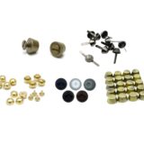 セリアなど100均で買える?人気の「バッグの底鋲」おすすめランキング5選。ダイソーも調査